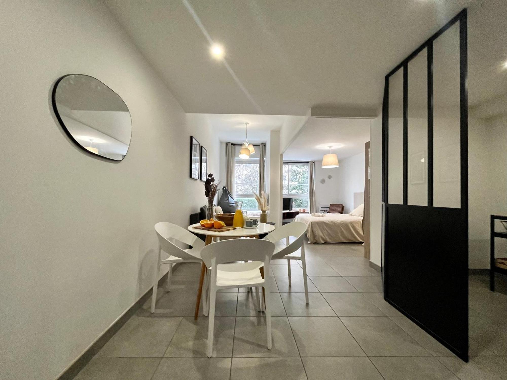 Suite Danbury リヨン エクステリア 写真